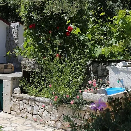 Feriehus Seaside House Cove Vela Prapratna