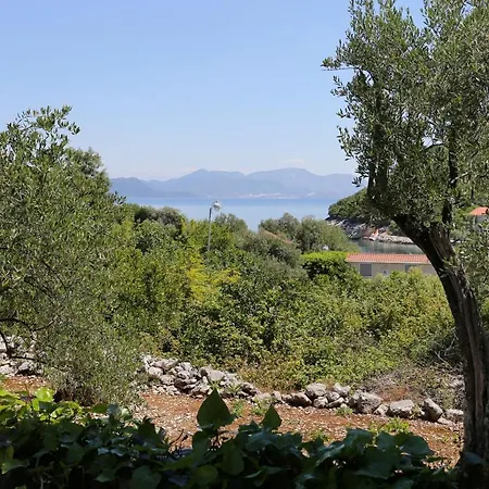 Feriehus Seaside House Cove Vela Prapratna