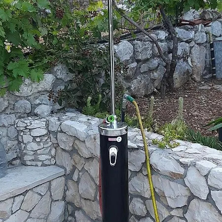 Сasa de vacaciones Seaside House Cove Vela Prapratna *