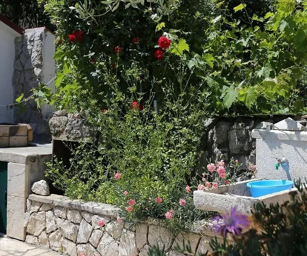 بيت للعطل Seaside House Cove Vela Prapratna