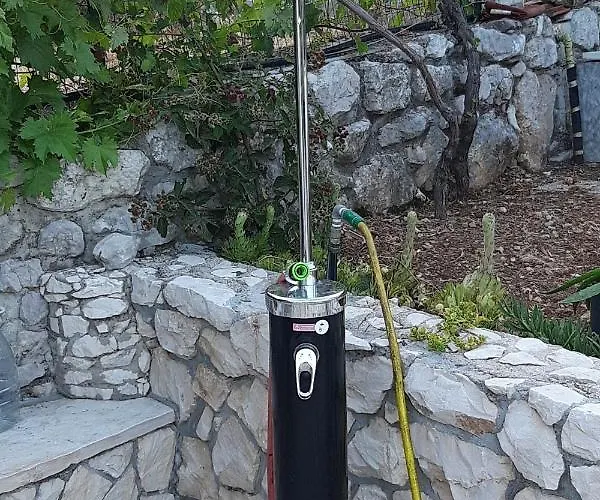 펜션 Seaside House Cove Vela Prapratna *