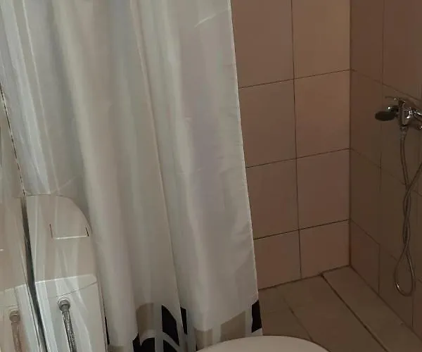 بيت للعطل Seaside House Cove Vela Prapratna